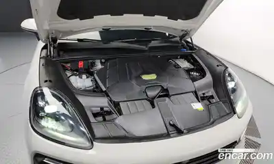 Porsche Cayenne 2023 3.0 Автомат в Москве № 197178, миниатюра 6