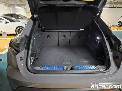 Porsche Macan 2025 Автомат в Москве № 197721, миниатюра 5