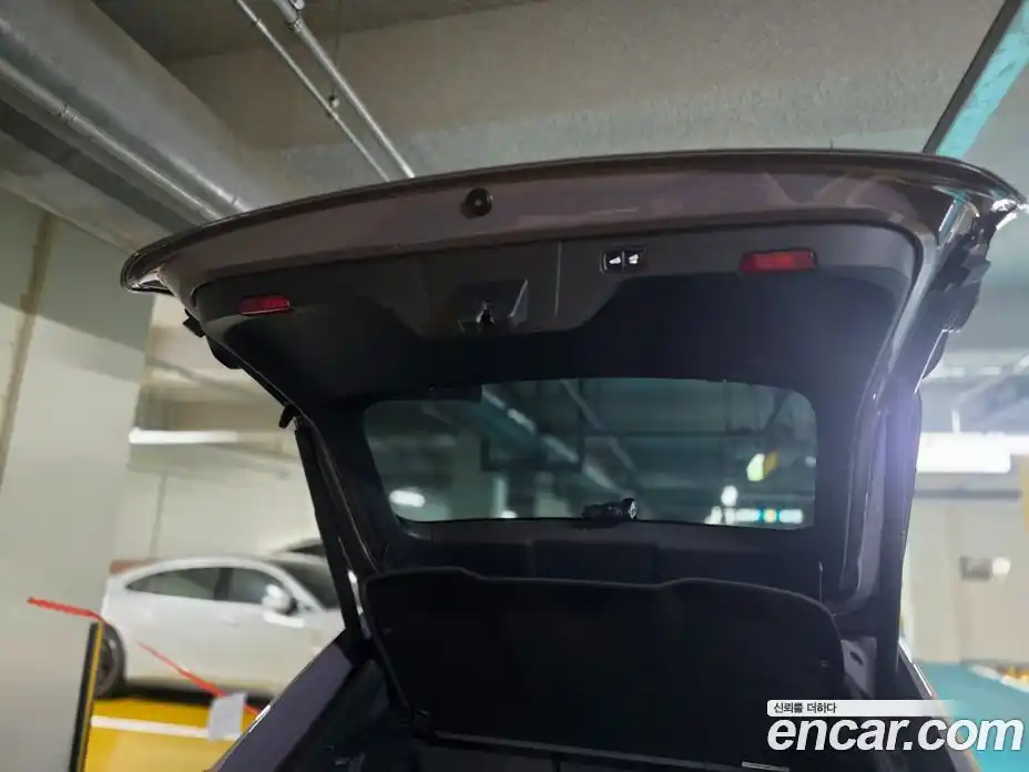 Porsche Macan 2025 Автомат в Москве № 197721, фото 6