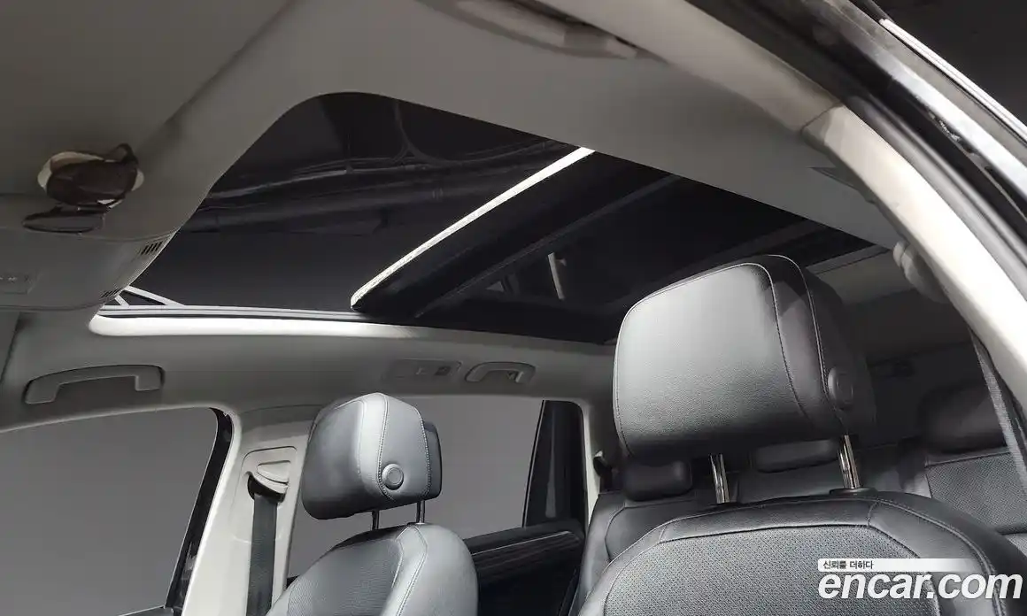 Volkswagen Tiguan 2023 2.0 Автомат в Москве № 199161, фото 17