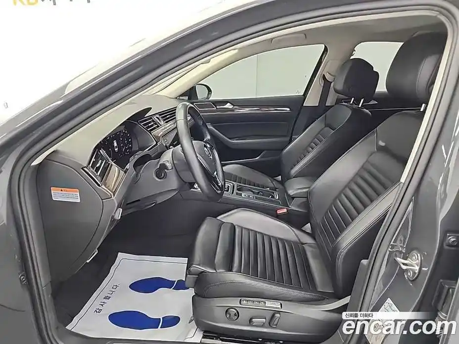 Volkswagen Passat 2018 2.0 Автомат в Москве № 199316, фото 11