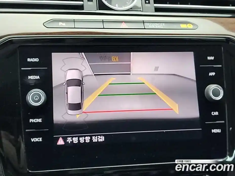 Volkswagen Passat 2018 2.0 Автомат в Москве № 199316, фото 16