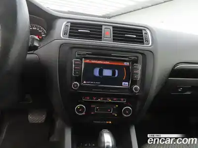 Volkswagen Jetta 2012 2.0 Автомат в Москве № 199367, миниатюра 10