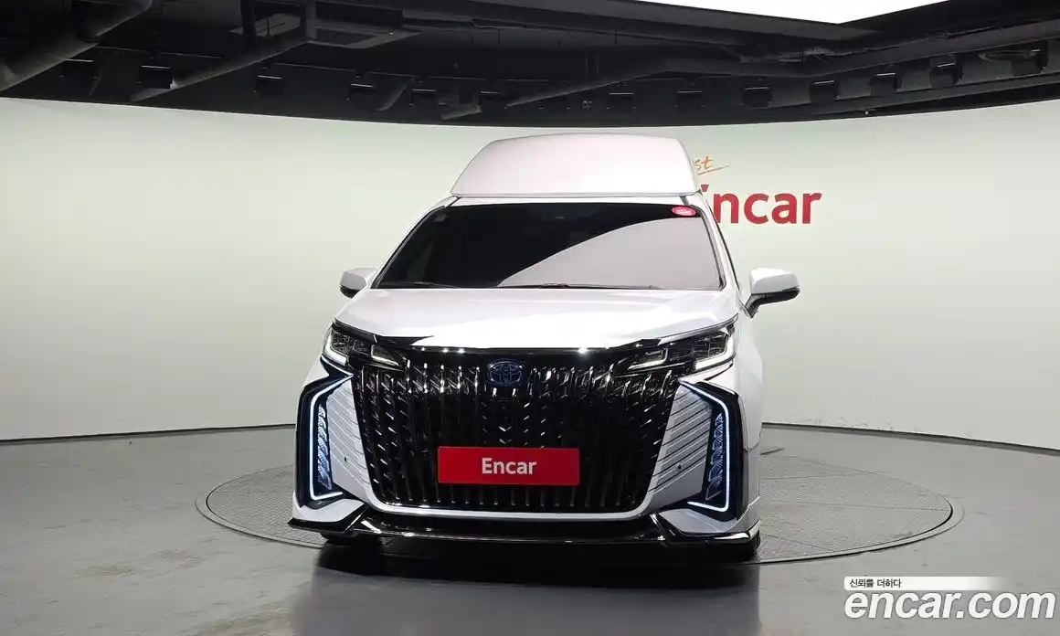 Toyota Sienna 2023 2.5 Автомат в Москве № 199574, фото 3