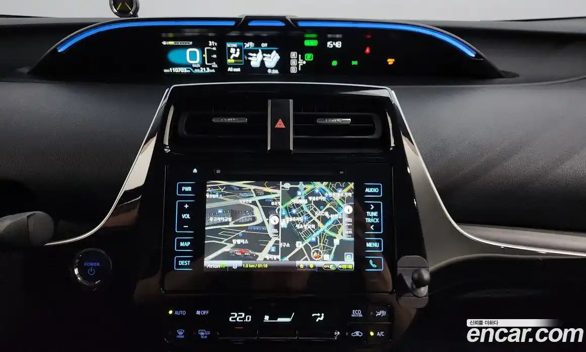 Toyota Prius 2018 1.8 Автомат в Москве № 199679, фото 18