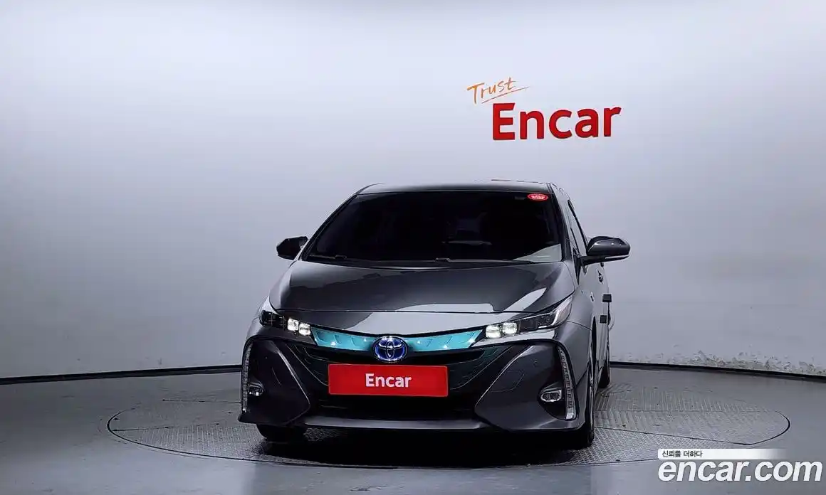 Toyota Prius 2018 1.8 Автомат в Москве № 199679, фото 5