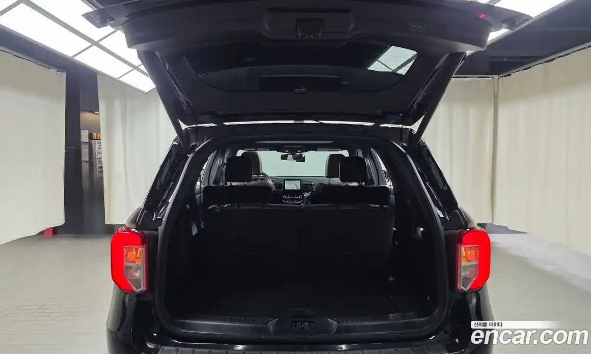 Ford Explorer 2021 3.0 Автомат в Москве № 199855, фото 19