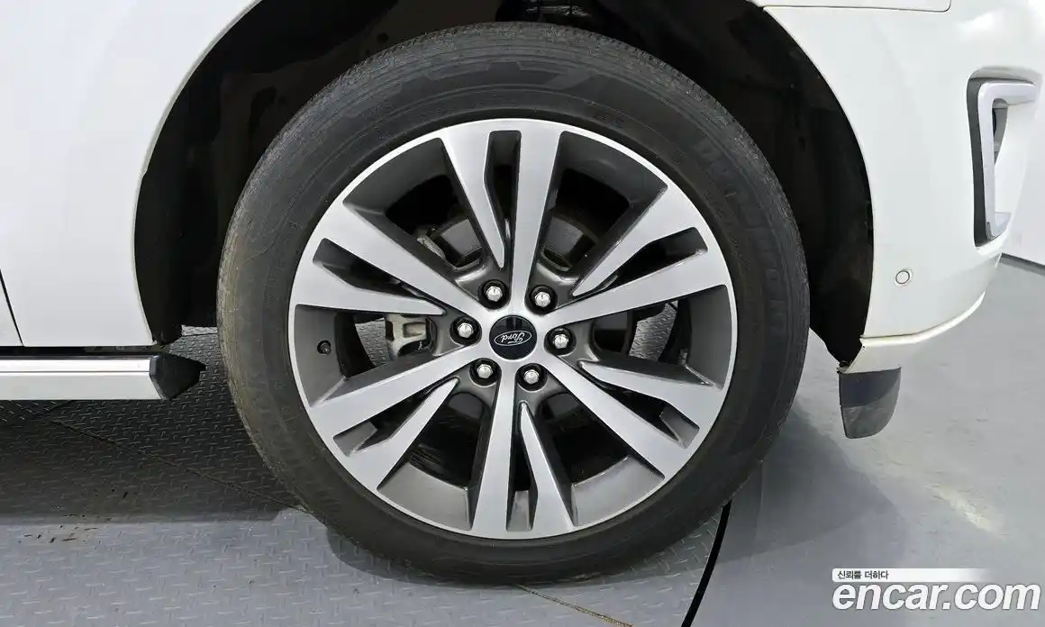 Ford Expedition 2021 3.5 Автомат в Москве № 199887, фото 11