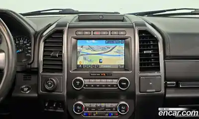 Ford Expedition 2021 3.5 Автомат в Москве № 199887, миниатюра 9