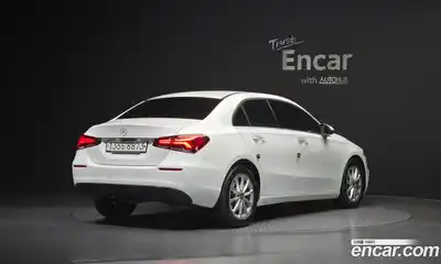 Mercedes-Benz A-Class 2020 2.0 Автомат в Москве № 203801, миниатюра 2