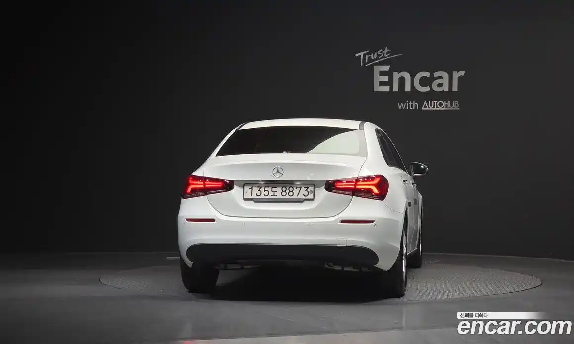 Mercedes-Benz A-Class 2020 2.0 Автомат в Москве № 203801, фото 4