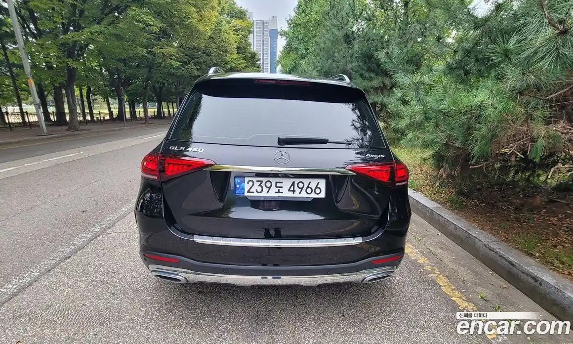 Mercedes-Benz GLE-Class 2023 3.0 Автомат в Москве № 207586, фото 4