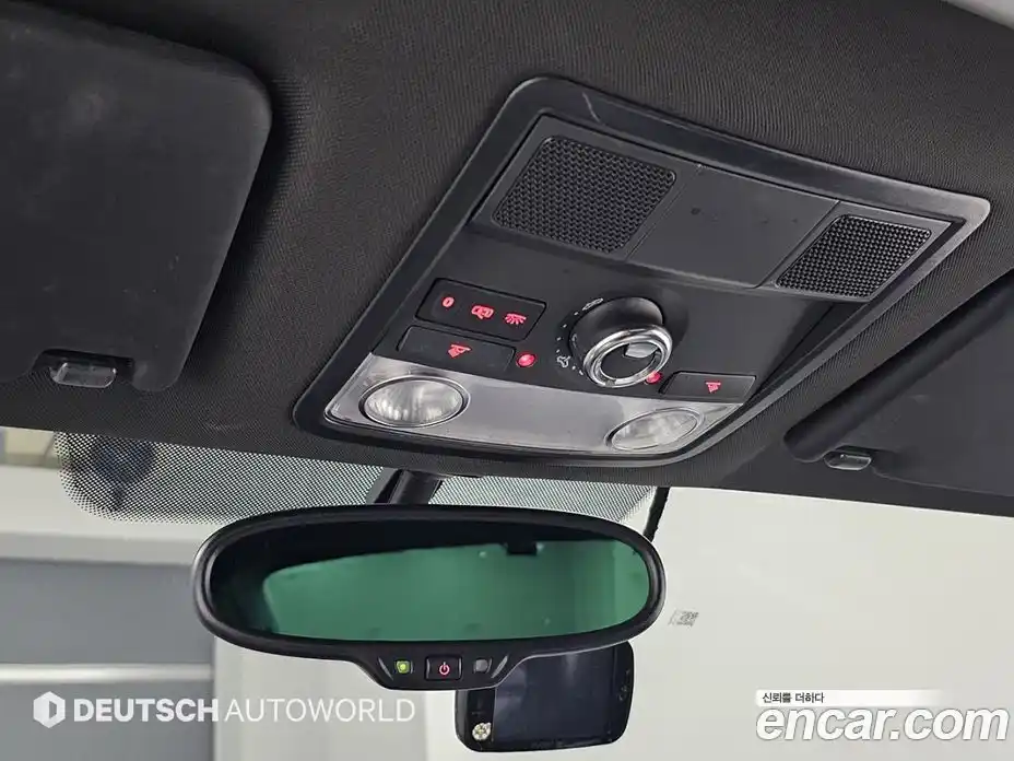 Volkswagen Beatle 2014 2.0 Автомат в Москве № 209919, фото 15