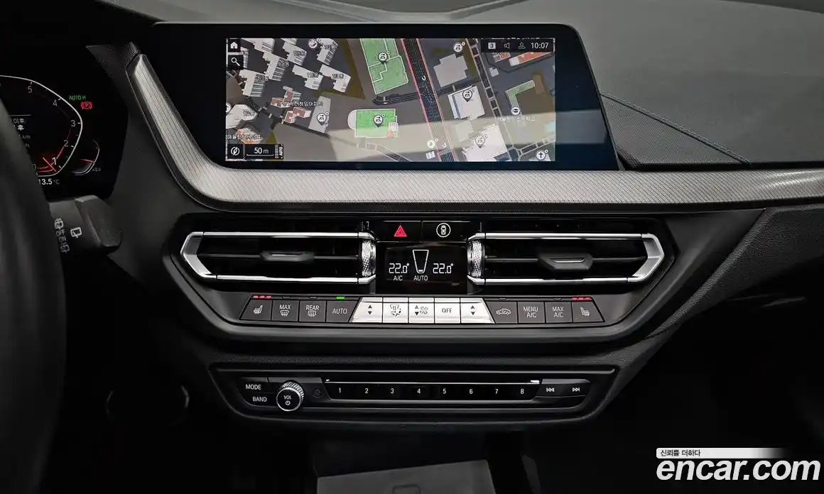 BMW 1-Series 2024 2.0 Автомат в Москве № 210255, фото 14