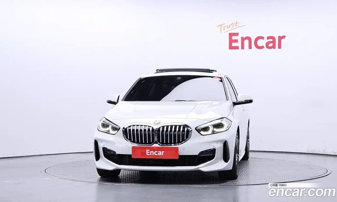 BMW 1-Series 2024 2.0 Автомат в Москве № 210255, фото 3