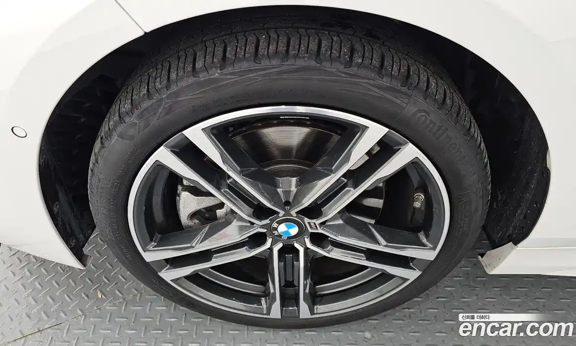 BMW 1-Series 2024 2.0 Автомат в Москве № 210255, фото 5