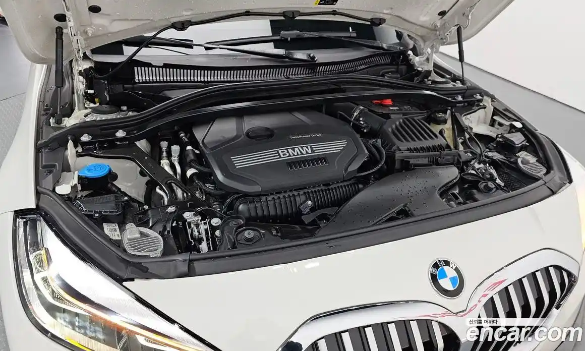 BMW 1-Series 2024 2.0 Автомат в Москве № 210255, фото 6