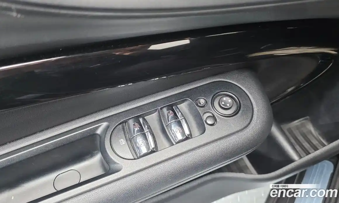 Mini Clubman 2016 2.0 Автомат в Москве № 211369, фото 18