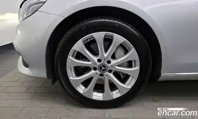 Mercedes-Benz E-Class 2018 2.0 Автомат в Москве № 212026, миниатюра 12