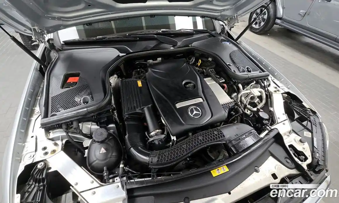 Mercedes-Benz E-Class 2018 2.0 Автомат в Москве № 212026, фото 16