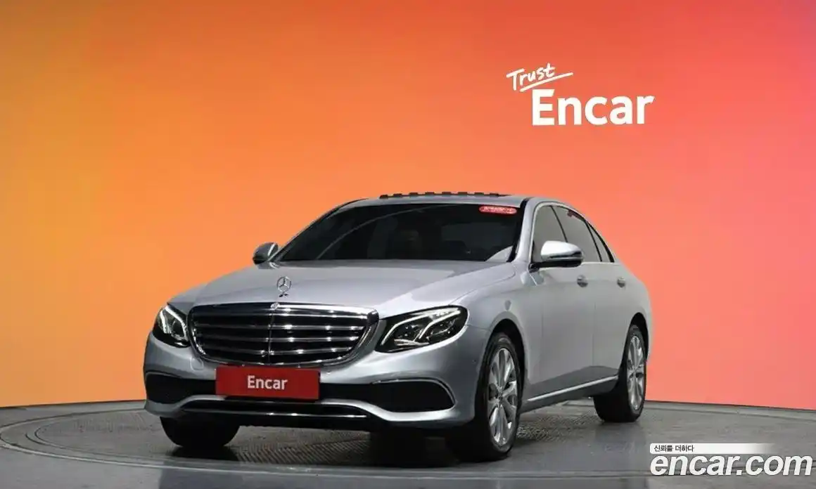 Mercedes-Benz E-Class 2018 2.0 Автомат в Москве № 212026, фото 3