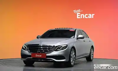 Mercedes-Benz E-Class 2018 2.0 Автомат в Москве № 212026, миниатюра 3