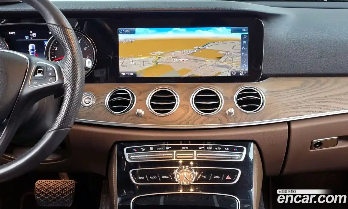 Mercedes-Benz E-Class 2018 2.0 Автомат в Москве № 212026, фото 6