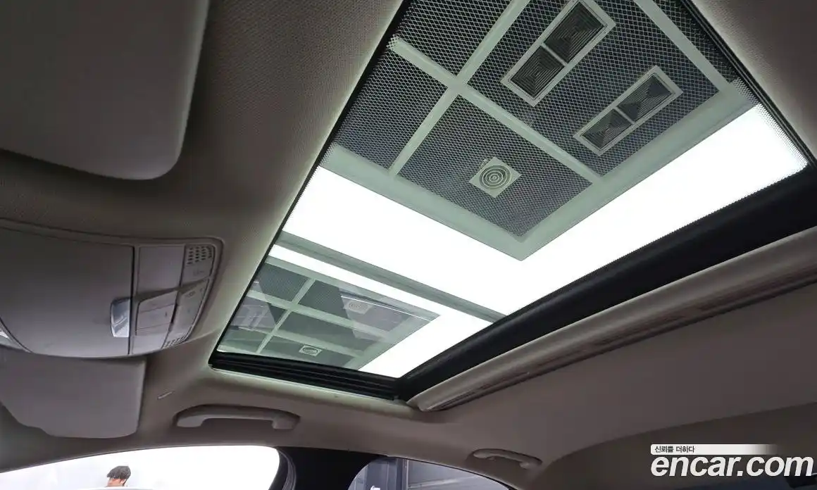 Mercedes-Benz E-Class 2018 2.0 Автомат в Москве № 212026, фото 9