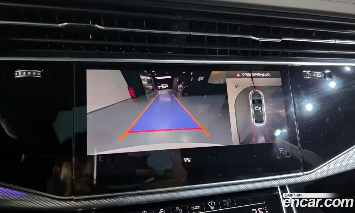 Audi Q8 2021 3.0 Автомат в Москве № 212499, фото 15