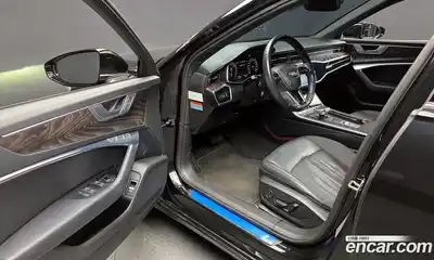 Audi A6 2020 2.0 Автомат в Москве № 212599, миниатюра 2