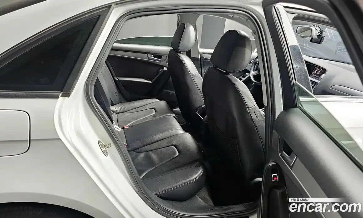 Audi A4 2014 2.0 Автомат в Москве № 212644, фото 6