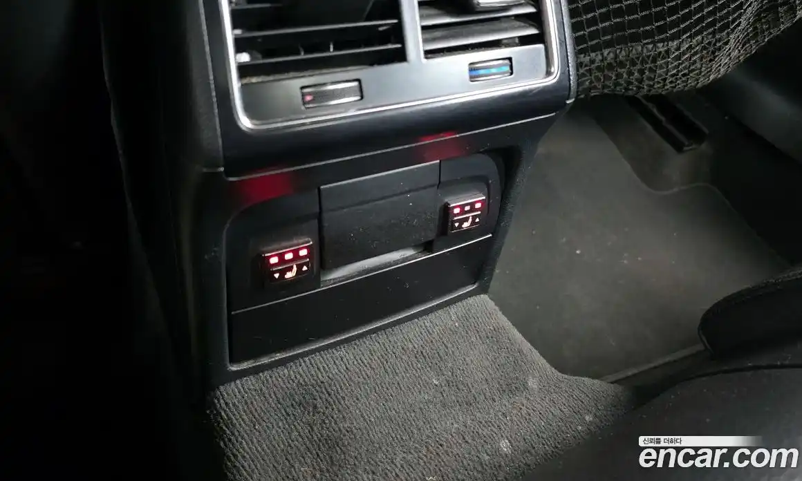 Audi A4 2016 2.0 Автомат в Москве № 212664, фото 3