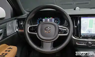 Volvo V60 2023 2.0 Автомат в Москве № 212816, миниатюра 11