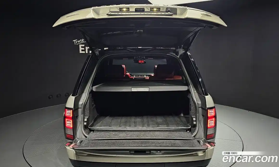 Land Rover Range-Rover 2014 5.0 Автомат в Москве № 213836, фото 14