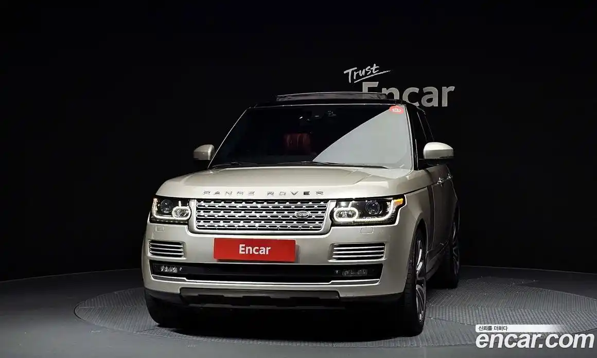 Land Rover Range-Rover 2014 5.0 Автомат в Москве № 213836, фото 2