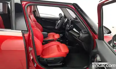 Mini Cooper 2018 1.5 Автомат в Москве № 214276, миниатюра 11