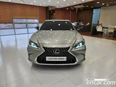 Lexus ES 2023 2.5 Вариатор в Москве № 214853, миниатюра 3