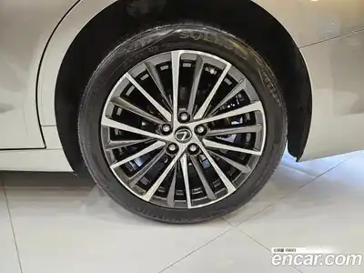 Lexus ES 2023 2.5 Вариатор в Москве № 214853, миниатюра 5