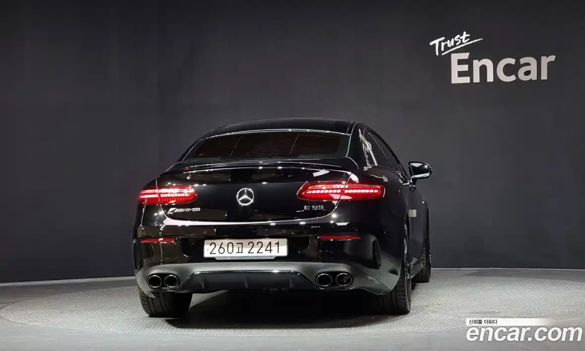 Mercedes-Benz E-Class 2023 3.0 Автомат в Москве № 222889, фото 4