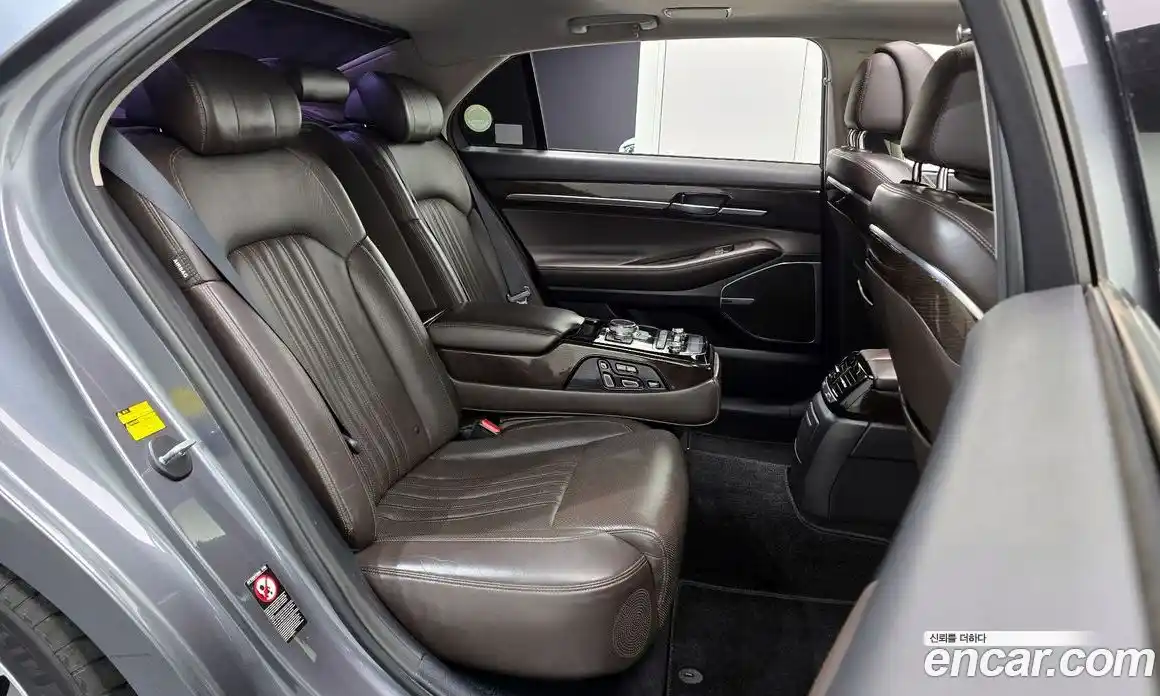 Genesis EQ900 2016 3.8 Автомат в Москве № 223498, фото 13