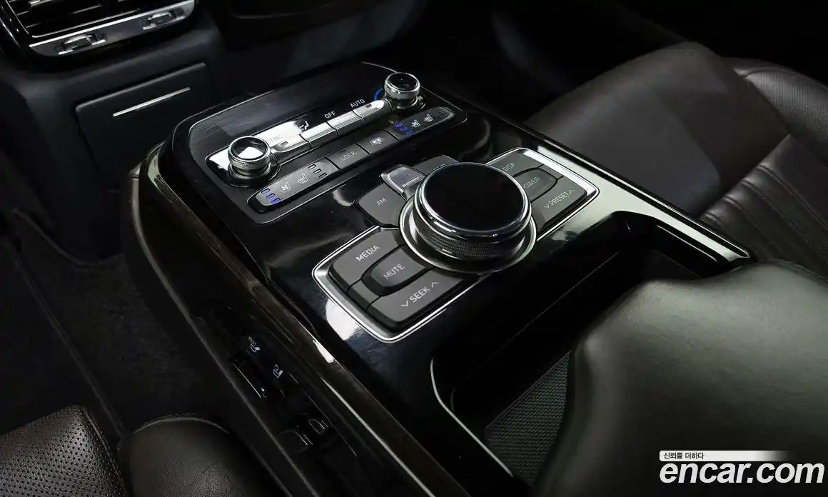 Genesis EQ900 2016 3.8 Автомат в Москве № 223498, фото 3