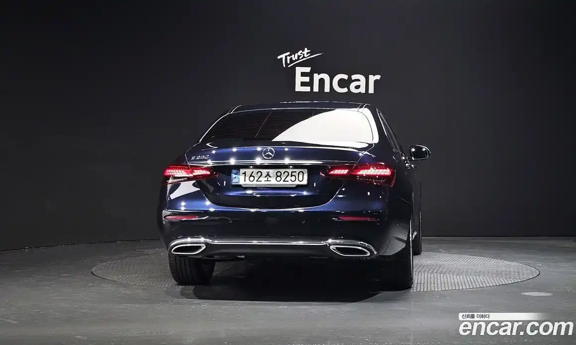 Mercedes-Benz E-Class 2022 2.0 Автомат в Москве № 224901, фото 15