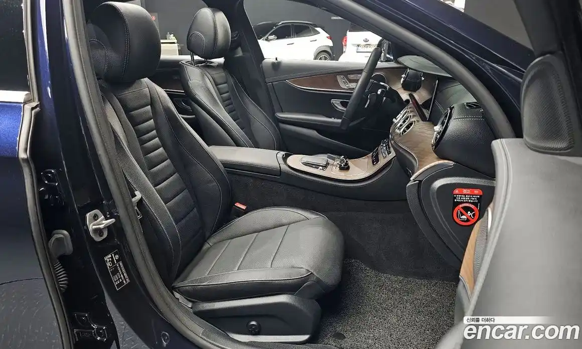 Mercedes-Benz E-Class 2022 2.0 Автомат в Москве № 224901, фото 6