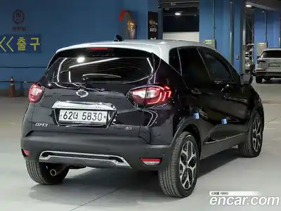 Renault QM3 2019 1.5 Автомат в Москве № 226150, миниатюра 2