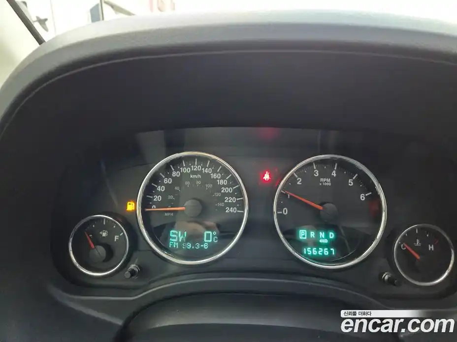 Jeep Compass 2009 2.4 Автомат в Москве № 227702, фото 8