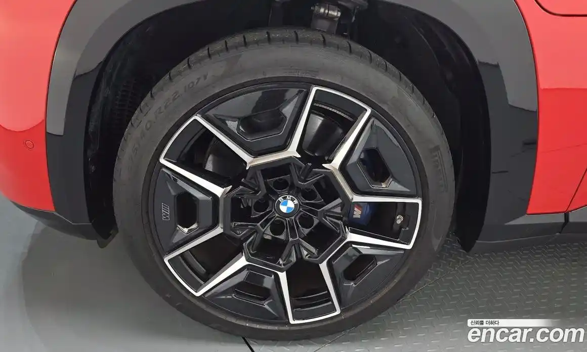 BMW XM 2023 4.4 Автомат в Москве № 227842, фото 5