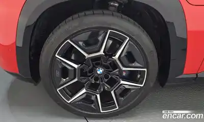 BMW XM 2023 4.4 Автомат в Москве № 227842, миниатюра 5