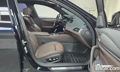 BMW 5-Series 2021 2.0 Автомат в Москве № 228295, миниатюра 2