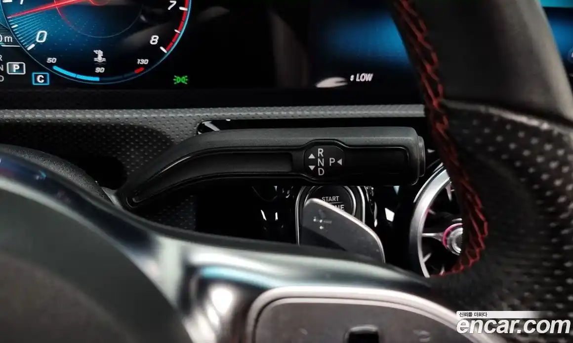 Mercedes-Benz CLA-Class 2021 2.0 Автомат в Москве № 229459, фото 11