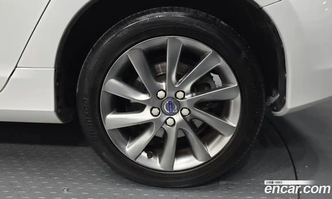 Volvo S60 2015 1.6 Автомат в Москве № 230667, фото 5